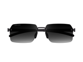 MADAGASCAR / TITANIUM